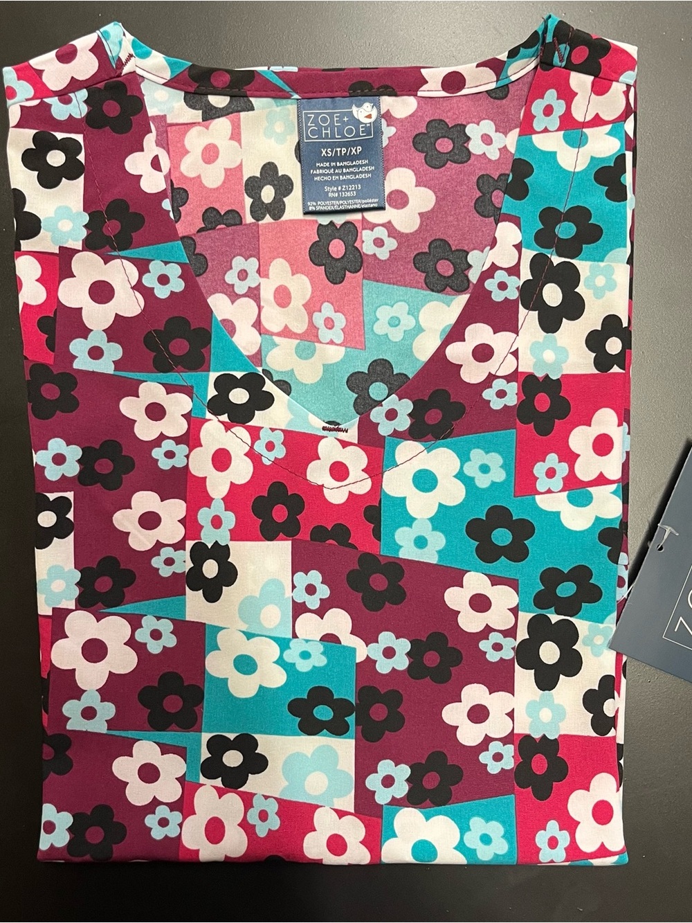 NWT Wink Zoe Chloe Floral Print Women’s Scrub Top Multi Sizes